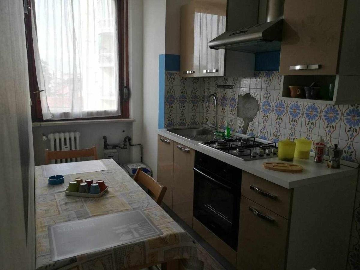 Appartamentino Corso Savona Асти Екстериор снимка